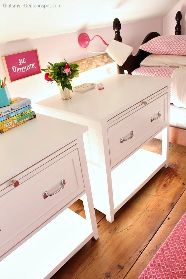 20 DIY Budget Bedside Table Ideas - The Kindest Way