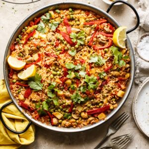 20 Vegan Paella Recipes That Are Bursting With Flavor!